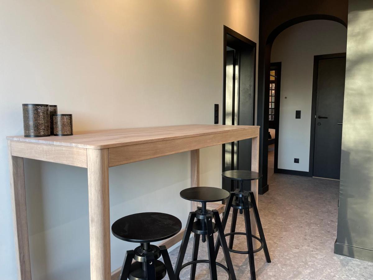 3 Bedroom Art-Nouveau Apartment With Free Parking Gante Exterior foto